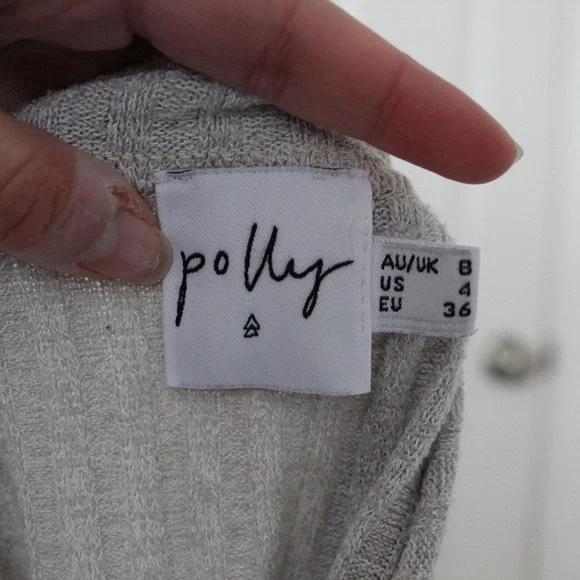 Gray Ribbed Button-Up Top - Picture 4 of 4